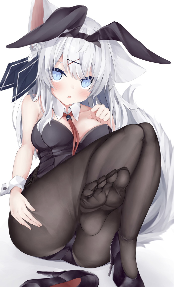 蒸れた靴下　エロ画像 二次】靴下やタイツで蒸れた臭そうな足裏画像がほしいです！Part1 | 二次エロ喫茶